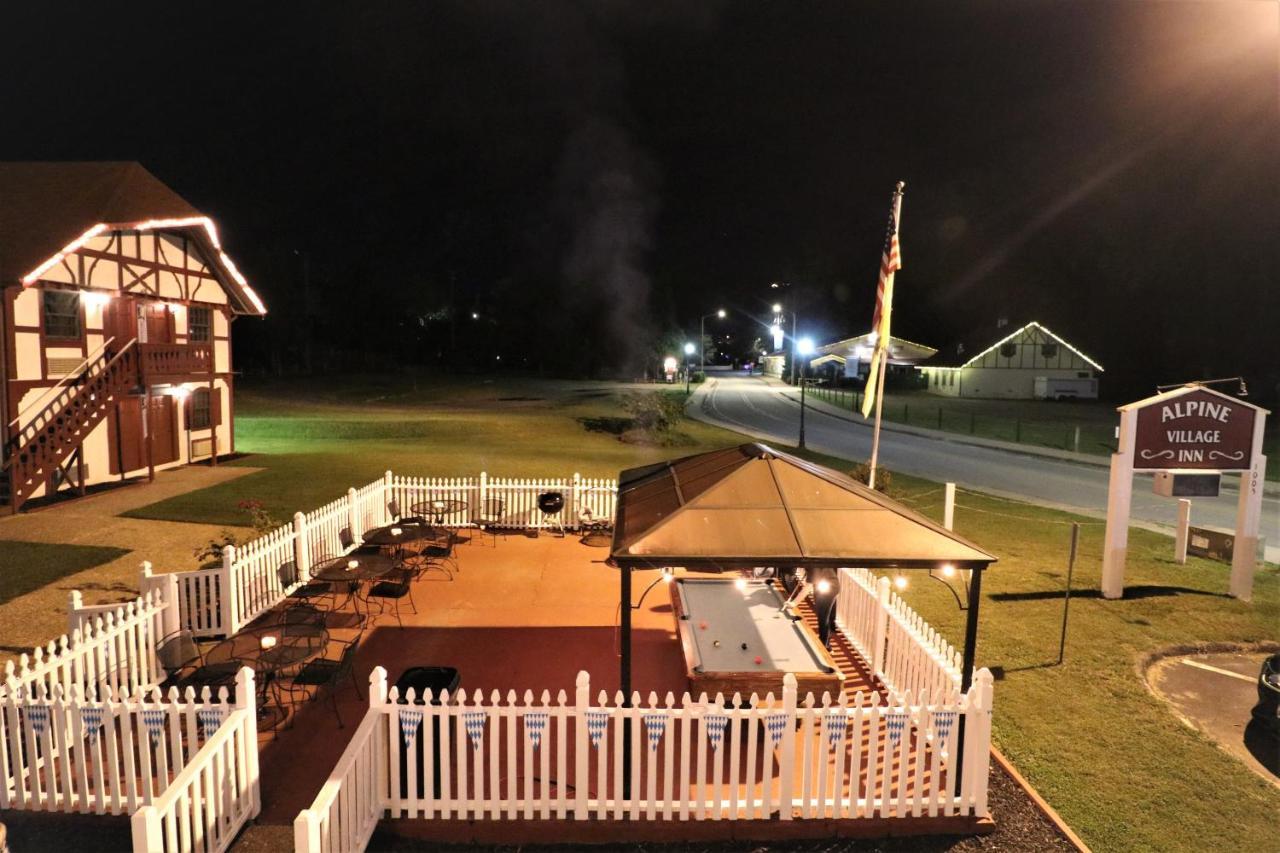 Alpine Village Hotel 4*