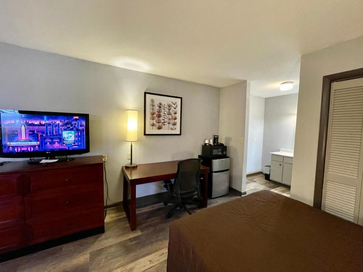 Alpine Village 4*